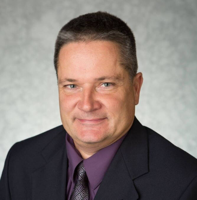 Headshot of Bob Downer